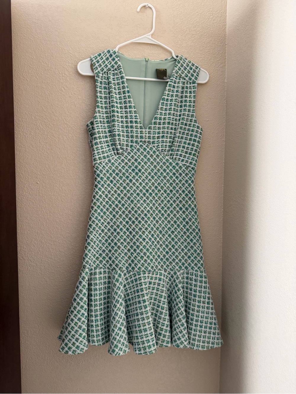 Taylor Mint Green Patterned V-Neck Flounce Mini Dress
